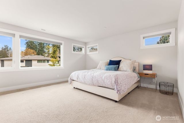 15021 73rd Court NE, Kenmore, WA 98028