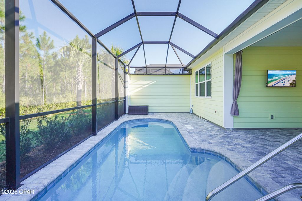 Image 4 of property listing at 9313 Cool Breeze Drive, Panama City Beach, FL 32413