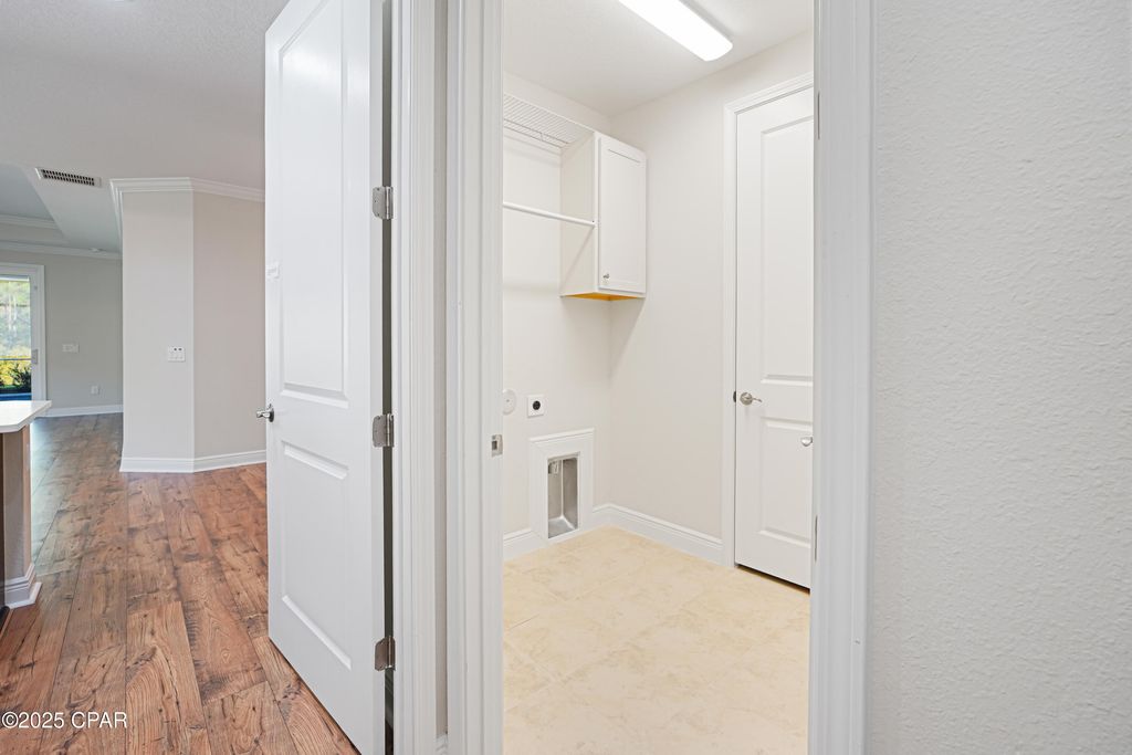 Image 43 of property listing at 9313 Cool Breeze Drive, Panama City Beach, FL 32413