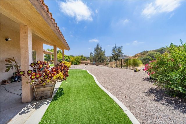 13675 Davenport, Agua Dulce, CA 91390