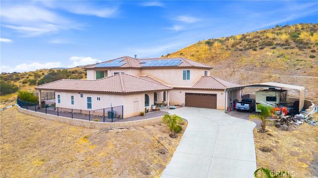 13675 Davenport, Agua Dulce, CA 91390