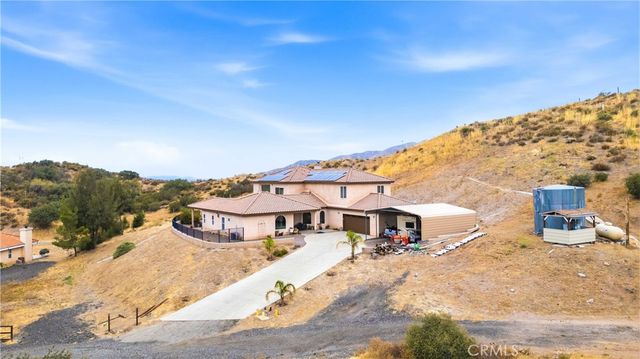 13675 Davenport, Agua Dulce, CA 91390