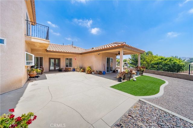 13675 Davenport, Agua Dulce, CA 91390