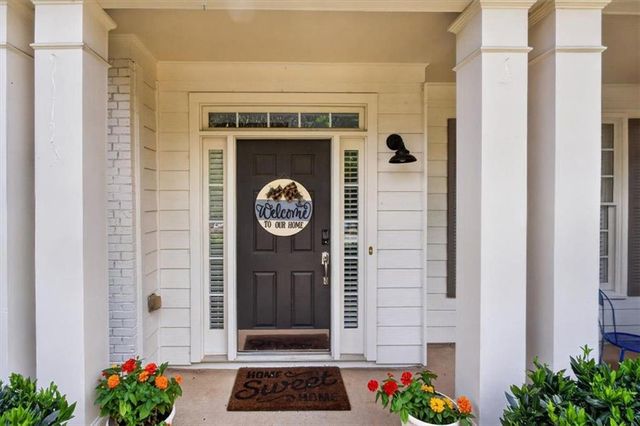 2095 Darien Park Drive, Roswell, GA 30076