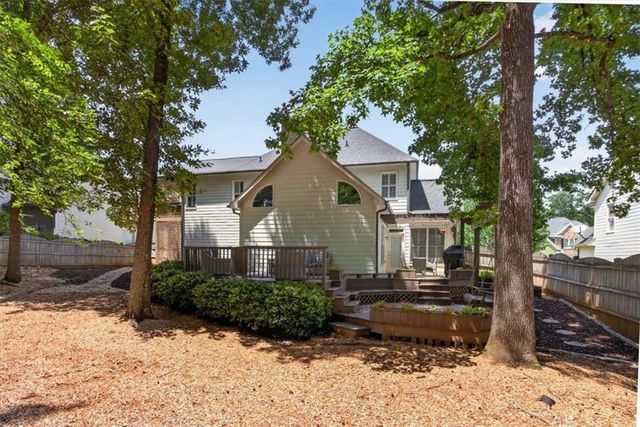 2095 Darien Park Drive, Roswell, GA 30076