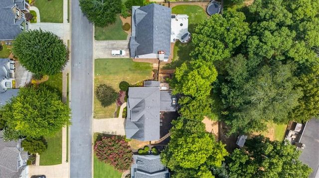 2095 Darien Park Drive, Roswell, GA 30076