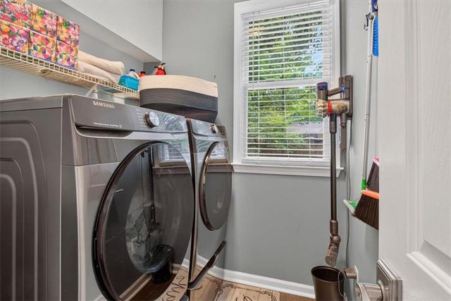 2095 Darien Park Drive, Roswell, GA 30076