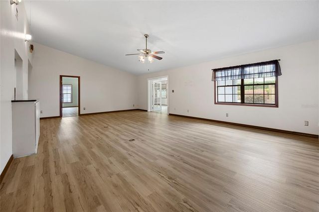 4420 NE 1ST STREET, Ocala, FL 34470