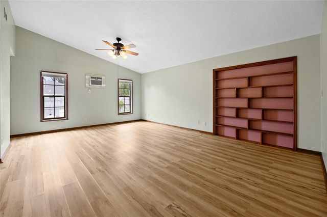 4420 NE 1ST STREET, Ocala, FL 34470