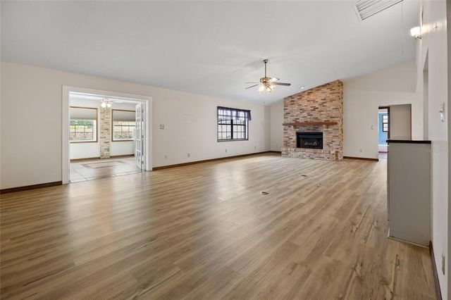 4420 NE 1ST STREET, Ocala, FL 34470