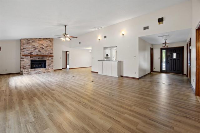 4420 NE 1ST STREET, Ocala, FL 34470
