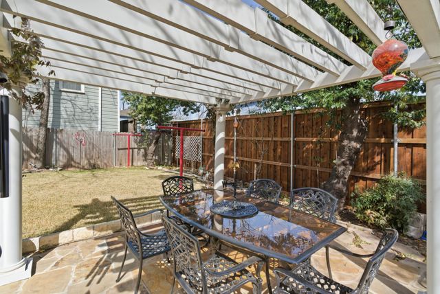 307 S Brazos Street, Weatherford, TX 76086