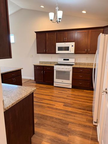 13981 Nantucket Drive, Cedar Lake, IN 46303