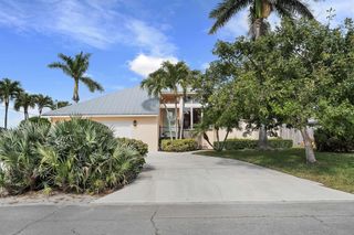 5105 SE Matousek Street, Stuart, FL 34997