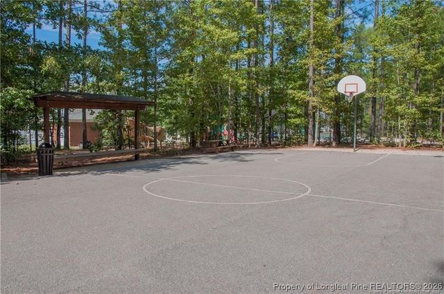 16 Cottswold Lane, Spring Lake, NC 28390