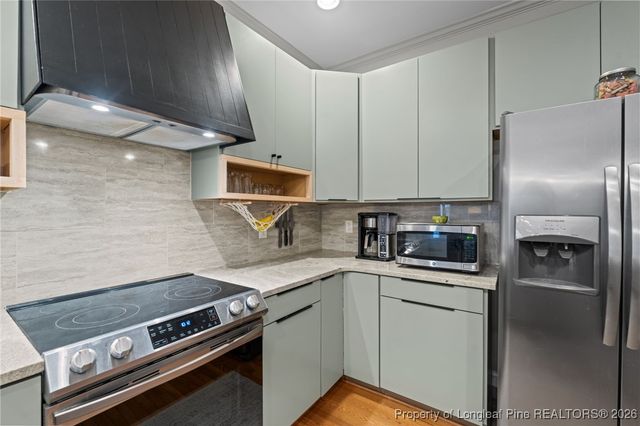 16 Cottswold Lane, Spring Lake, NC 28390