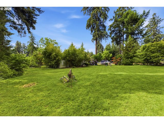 16286 WALUGA Dr, Lake Oswego, OR 97035
