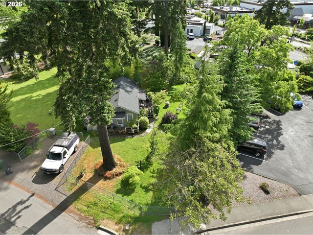 16286 WALUGA Dr, Lake Oswego, OR 97035