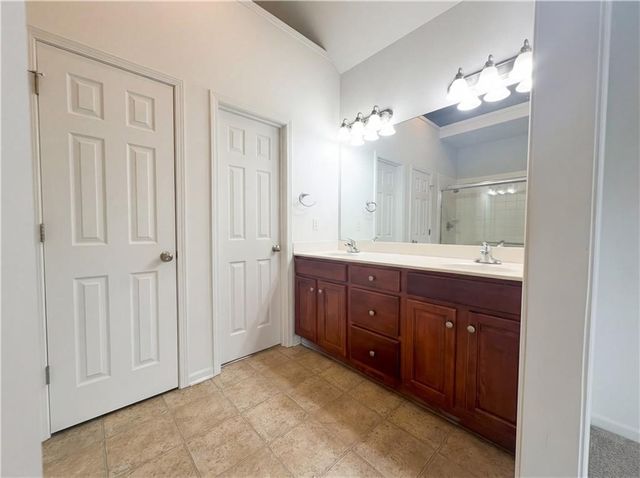 560 E Mockingbird Street, Gardner, KS 66030