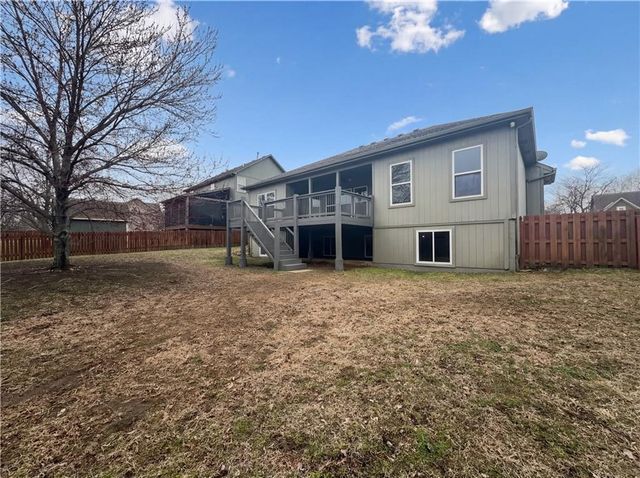 560 E Mockingbird Street, Gardner, KS 66030