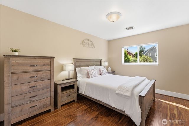 710 N 68th Street, Seattle, WA 98103