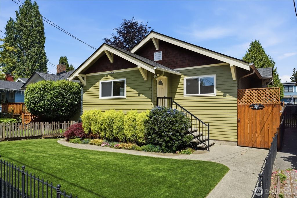 710 N 68th Street, Seattle, WA 98103