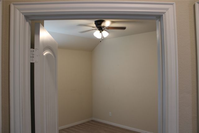 536 Hidden Springs Trail, Azle, TX 76020