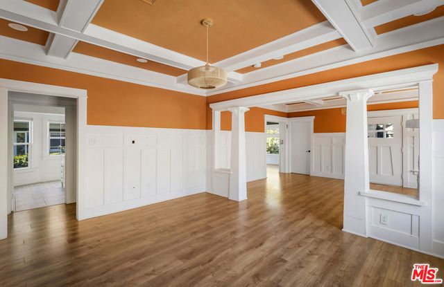 2074 W 29th Street, Los Angeles, CA 90018