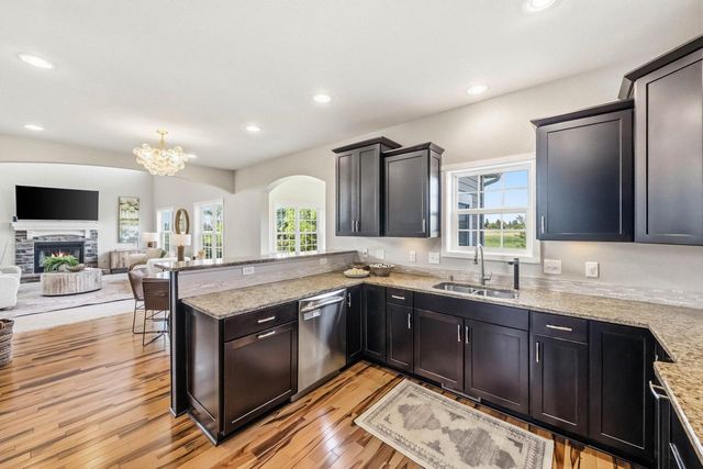 734 Wolf Creek COURT, Grafton, WI 53024