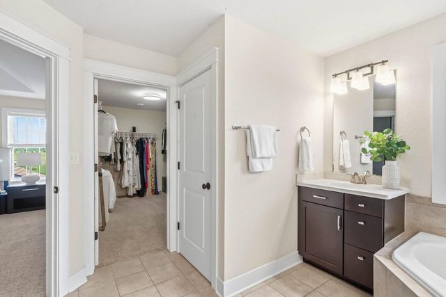 734 Wolf Creek COURT, Grafton, WI 53024