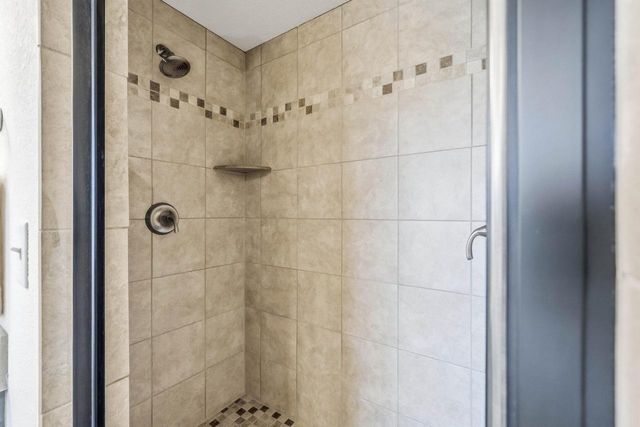 734 Wolf Creek COURT, Grafton, WI 53024