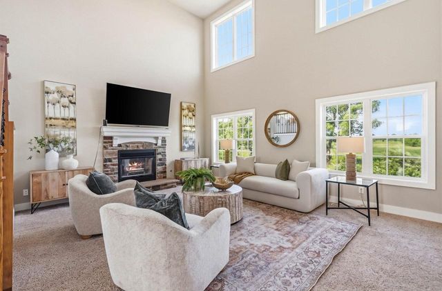 734 Wolf Creek COURT, Grafton, WI 53024