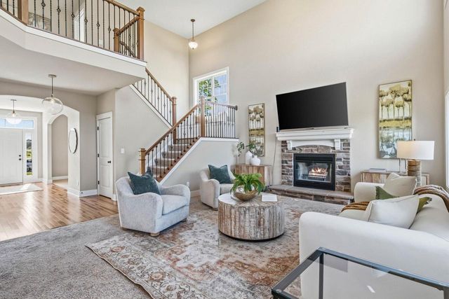 734 Wolf Creek COURT, Grafton, WI 53024