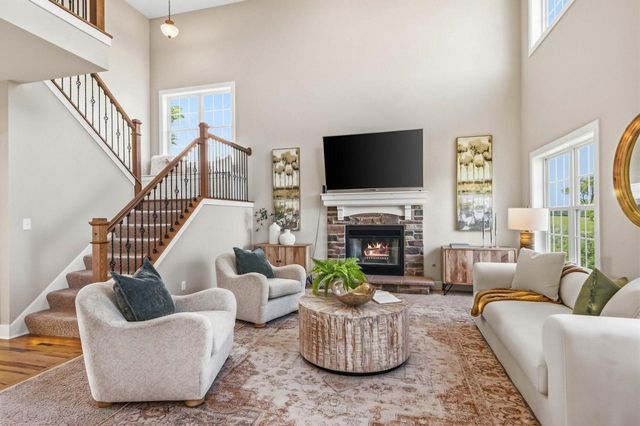 734 Wolf Creek COURT, Grafton, WI 53024