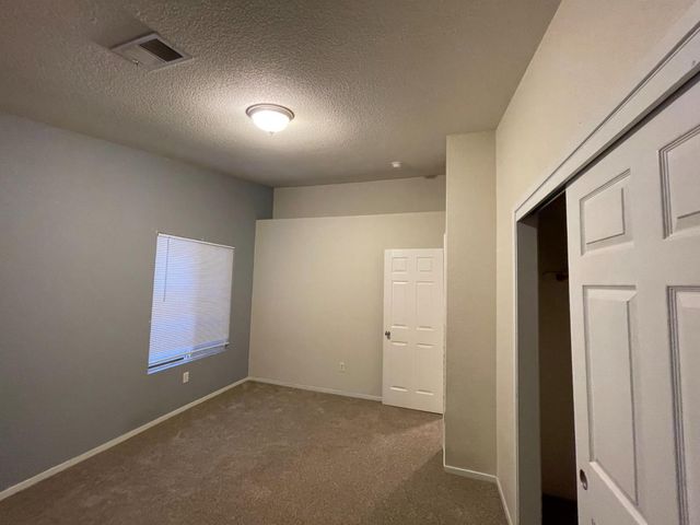 1331 Alicante Way, Madera, CA 93638