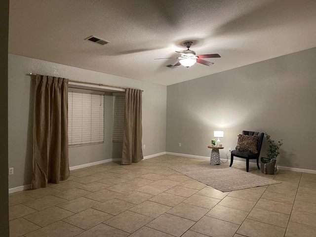 1331 Alicante Way, Madera, CA 93638