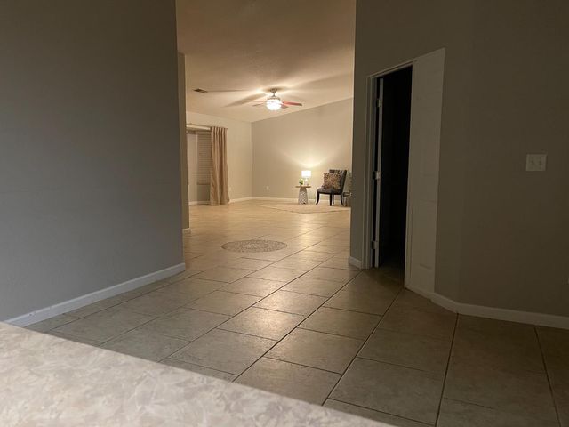 1331 Alicante Way, Madera, CA 93638