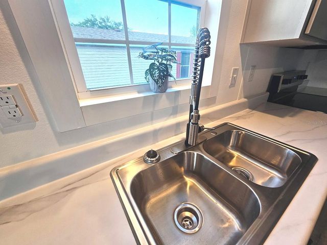 9128 SCEPTER AVENUE, Brooksville, FL 34613