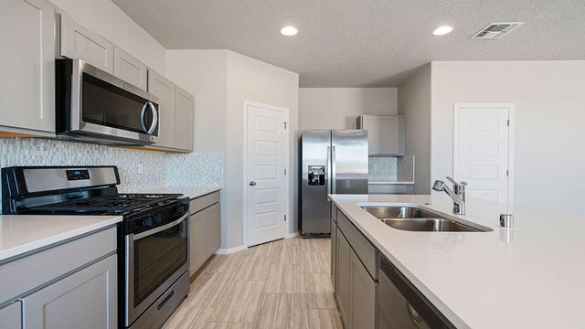 2417 Eglisfield Loop NE, Rio Rancho, NM 87144
