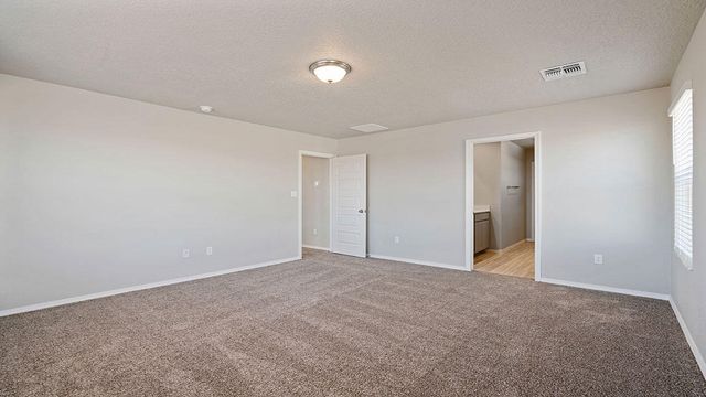 2417 Eglisfield Loop NE, Rio Rancho, NM 87144