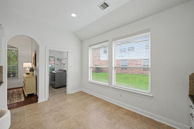 7 Fraiser Fir Place, Spring, TX 77389