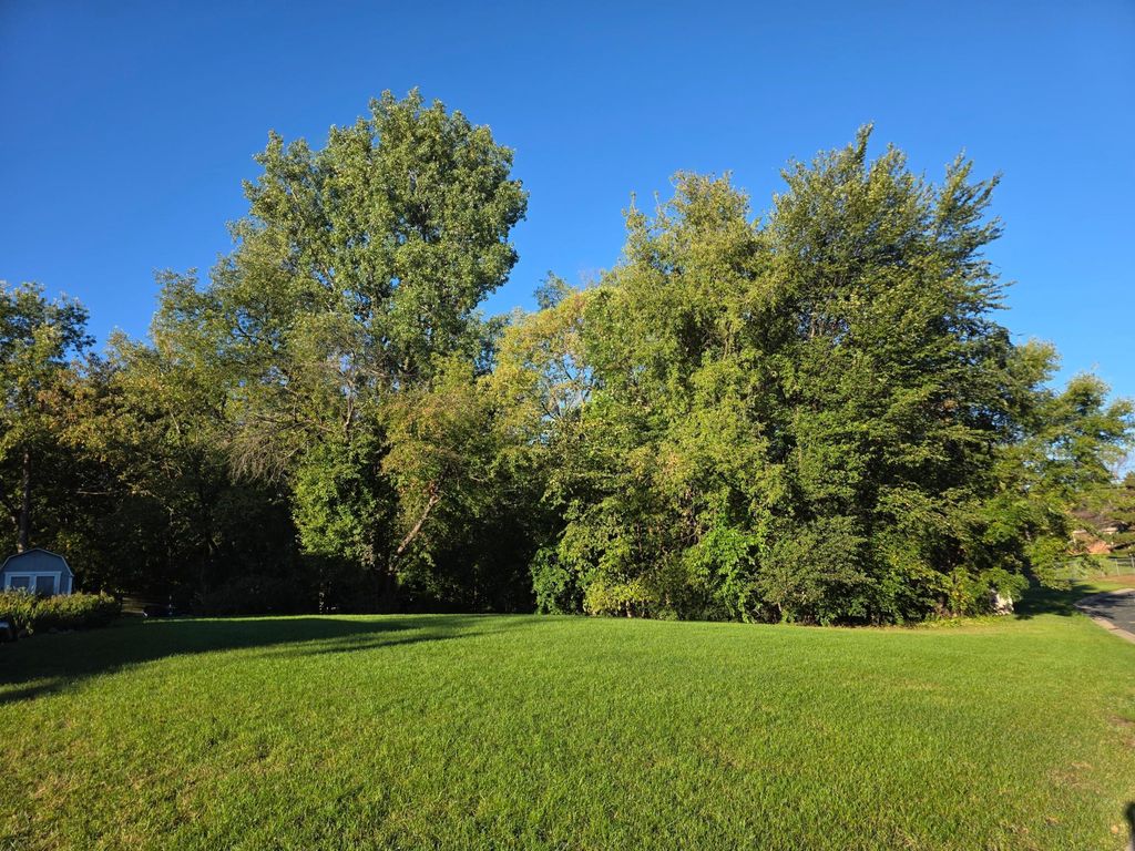 5033 Overlook Drive, Bloomington, MN 55437 — photo 2