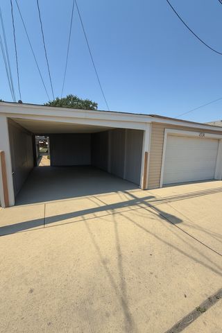 1531 N 24th Avenue, Melrose Park, IL 60160