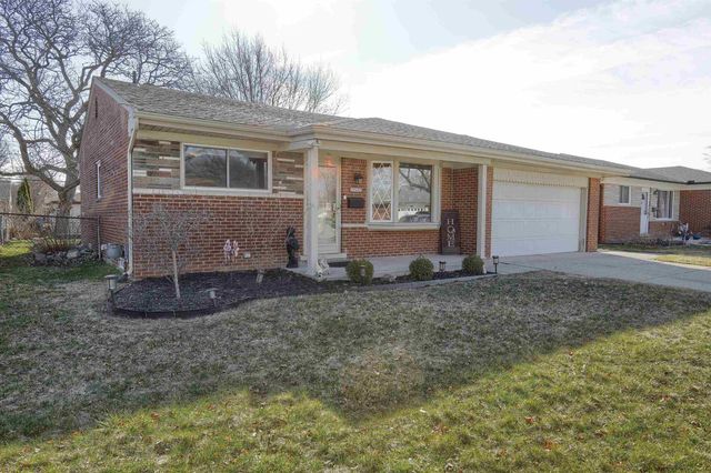 29642 Pinto Drive, Warren, MI 48093