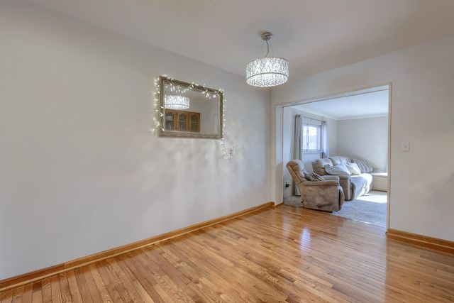 29642 Pinto Drive, Warren, MI 48093