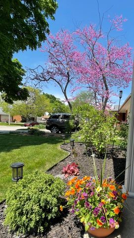 29642 Pinto Drive, Warren, MI 48093