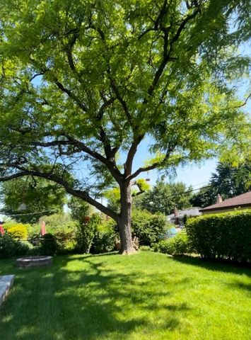 29642 Pinto Drive, Warren, MI 48093