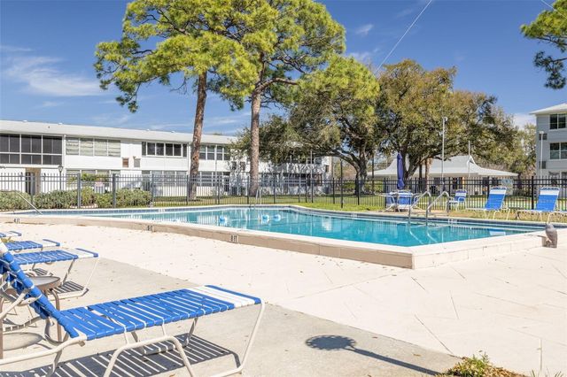 1001 77TH AVENUE N 112, St Petersburg, FL 33702