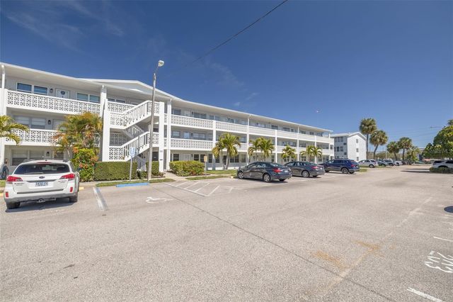 1001 77TH AVENUE N 112, St Petersburg, FL 33702