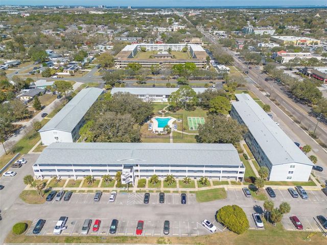 1001 77TH AVENUE N 112, St Petersburg, FL 33702